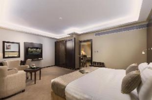 Razana Al Rowdah image 11